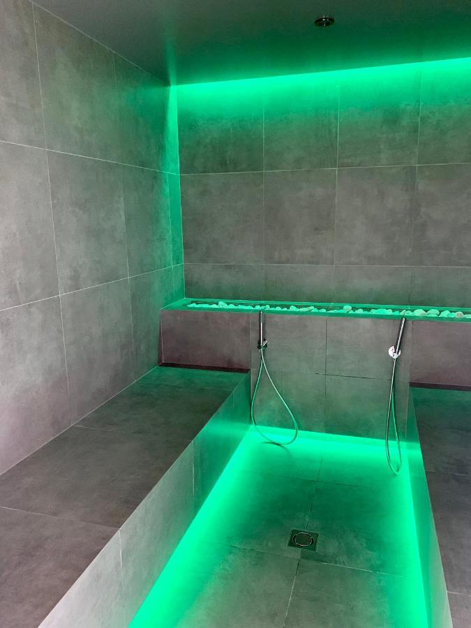 Rutzer Hotel Ristorante & Panoramic Spa อาเซียโก ภายนอก รูปภาพ
