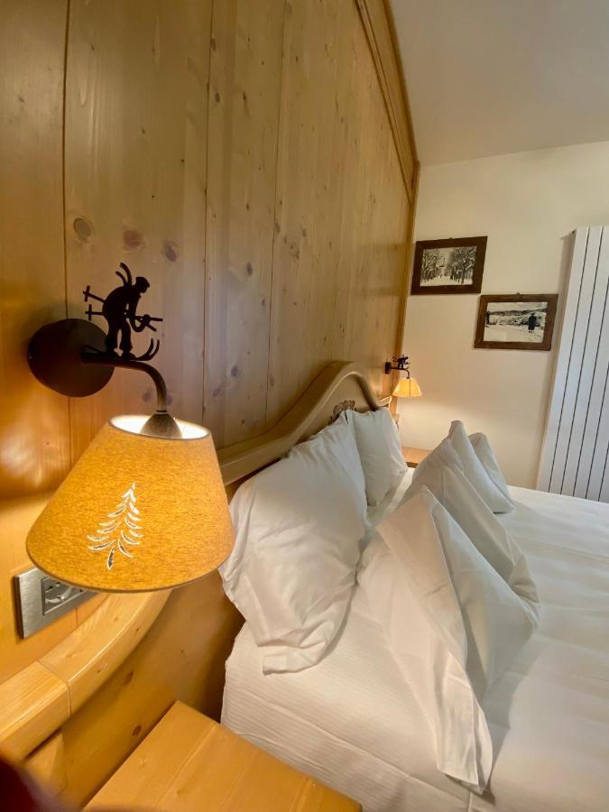 Rutzer Hotel Ristorante & Panoramic Spa อาเซียโก ภายนอก รูปภาพ