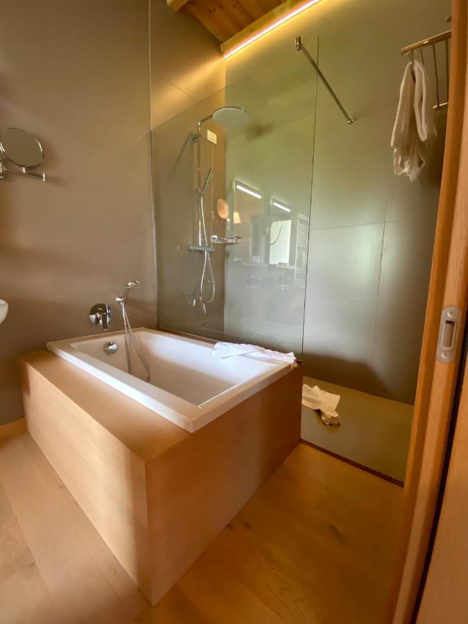 Rutzer Hotel Ristorante & Panoramic Spa อาเซียโก ภายนอก รูปภาพ