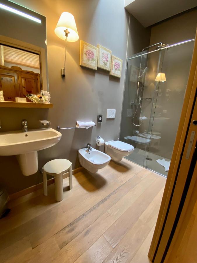 Rutzer Hotel Ristorante & Panoramic Spa อาเซียโก ภายนอก รูปภาพ