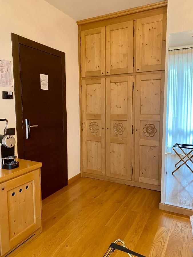 Rutzer Hotel Ristorante & Panoramic Spa อาเซียโก ภายนอก รูปภาพ